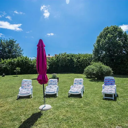 Spacious In Labin With Barbecue *