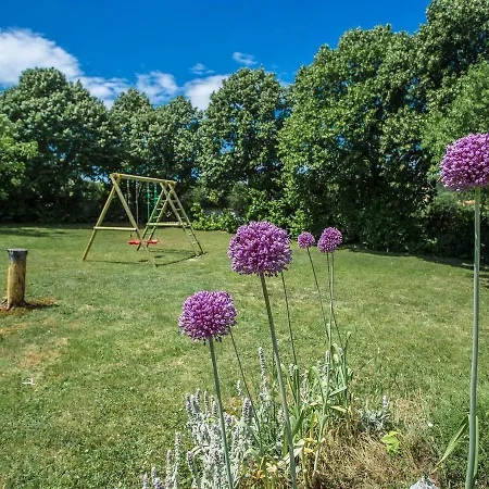 Spacious In Labin With Barbecue *